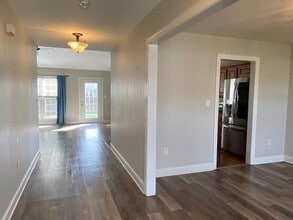 1041 Foxglove St in Bowling Green, KY - Building Photo - Building Photo