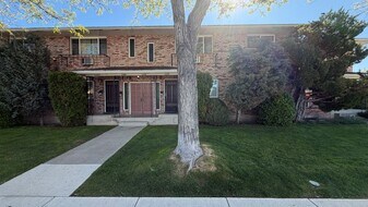 1100 Harvard Wy in Reno, NV - Building Photo