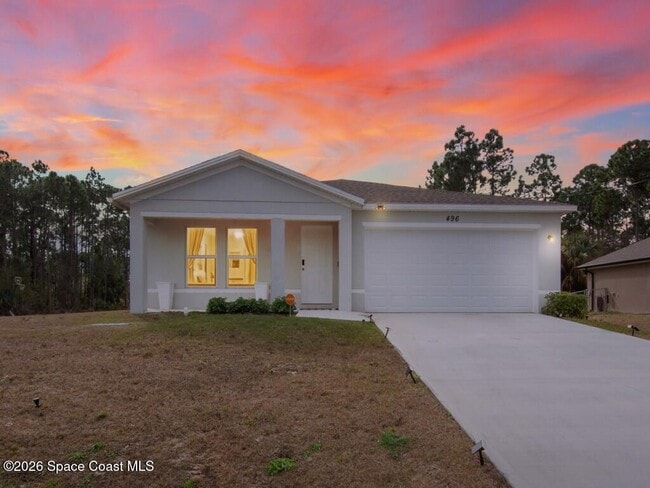 496 Vanguard St SE in Palm Bay, FL - Building Photo - Building Photo