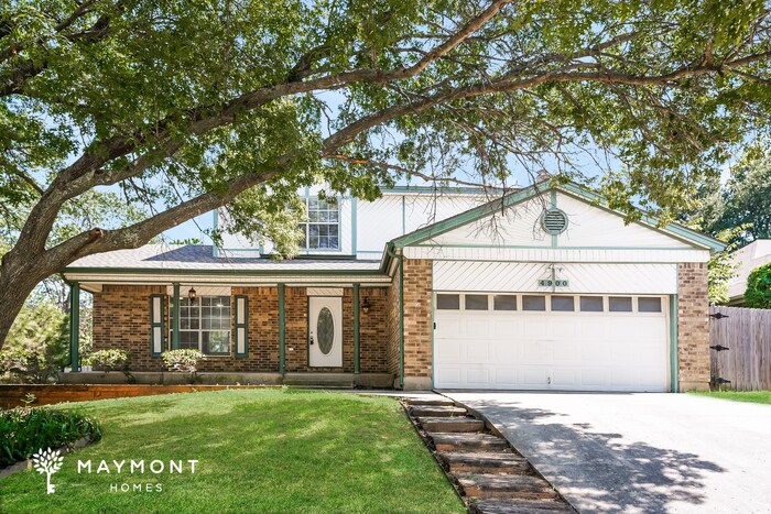 4900 Oak Springs Dr in Arlington, TX - Building Photo