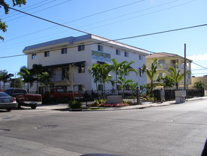 Riverside Vistas Condo in Miami, FL - Building Photo - Building Photo