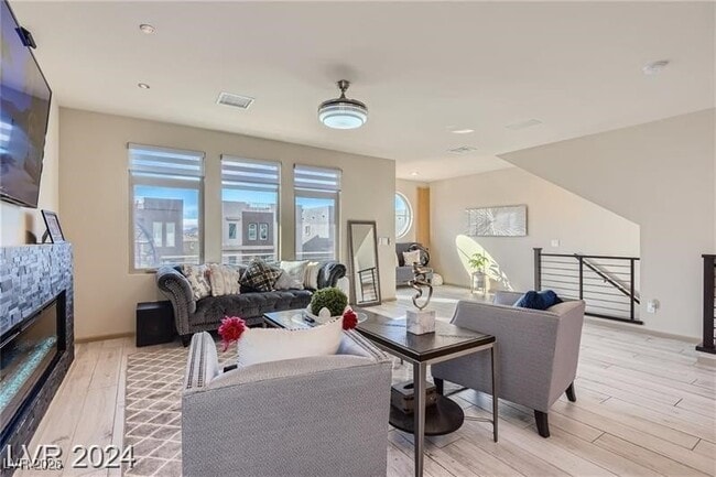 8044 Haywood Estate Ave in Las Vegas, NV - Building Photo - Building Photo