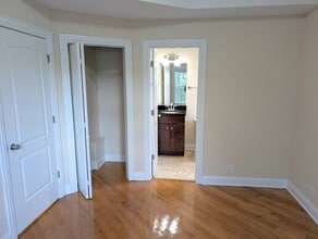 4014 N Central Park Ave, Unit 3E in Chicago, IL - Building Photo - Building Photo