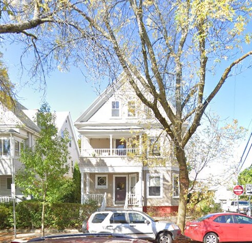 property at 68 Willow Ave