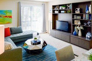 Weymouth Commons in Weymouth, MA - Building Photo