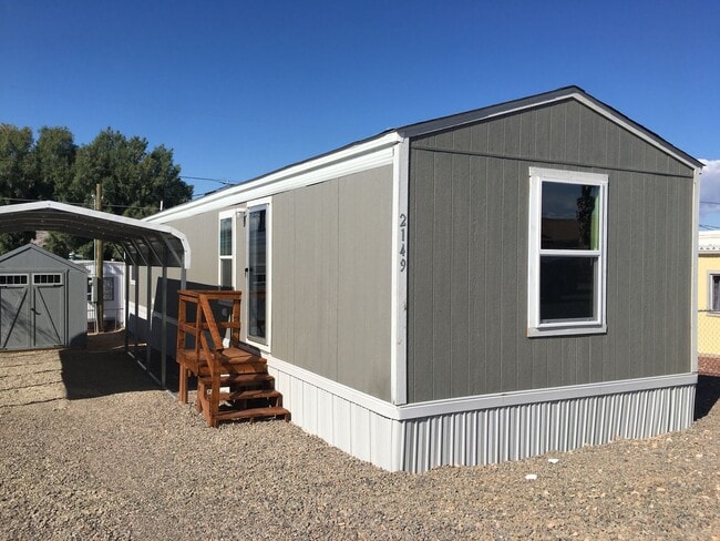 2149 Hermosa Dr in Bullhead City, AZ - Building Photo - Building Photo
