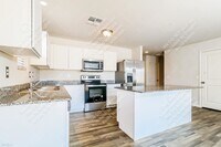 819 Silvercreek Ct photo'