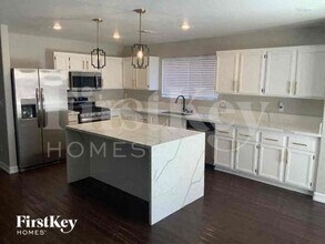 426 Hopedale Ave in North Las Vegas, NV - Building Photo - Building Photo
