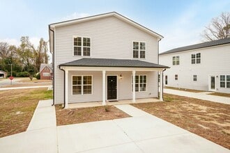 705 E Spruce St in Goldsboro, NC - Building Photo - Building Photo