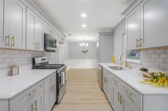 245 Malone Ave in Crowley, TX - Building Photo - Building Photo
