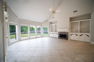 4423 Lakeshore Forest Dr in Missouri City, TX - Building Photo - Building Photo