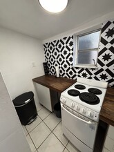 6334 SW 35th St in Miami, FL - Foto de edificio - Building Photo