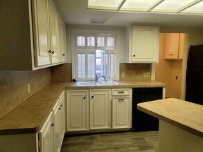 2820 N Fourth St, Unit 2 in Longview, TX - Building Photo - Building Photo