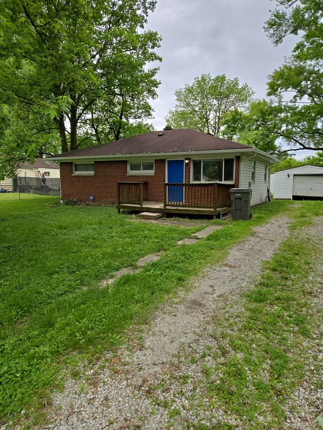 property at 3514 N Elizabeth St