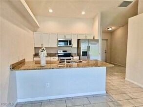 545 SE 4th Terrace in Cape Coral, FL - Building Photo - Building Photo