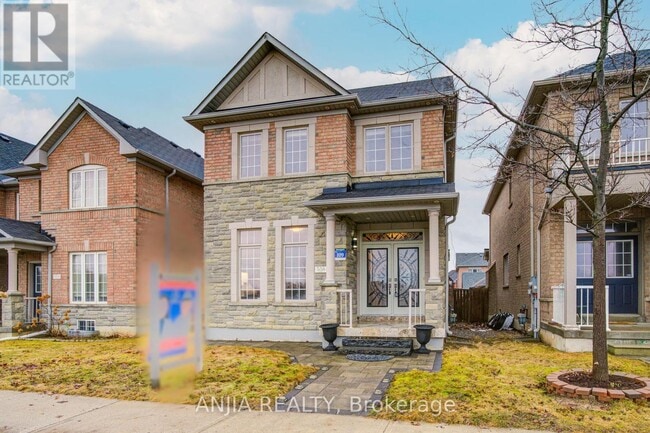 property at 558 Hoover Park Dr