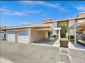 44617 La Paz Rd in Temecula, CA - Building Photo - Building Photo