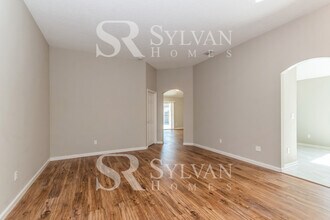 8633 Floorstone Mill Dr in Jacksonville, FL - Building Photo - Building Photo