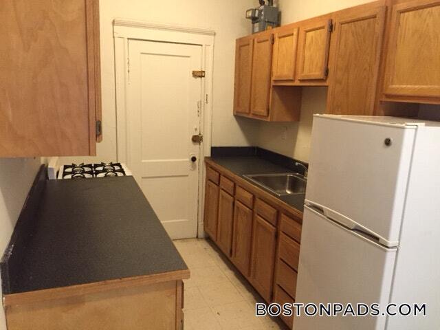 1167 Boylston St in Boston, MA - Building Photo