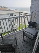435 Ocean Blvd, Unit 403 in Hampton, NH - Building Photo - Building Photo