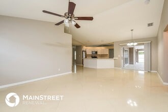 916 SE 33rd Terrace in Cape Coral, FL - Building Photo - Building Photo