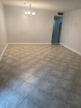 2837 NE 30th St, Unit 3 in Fort Lauderdale, FL - Building Photo - Building Photo
