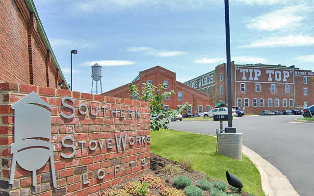 Southern Stove Lofts in Richmond, VA - Foto de edificio