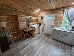 820 Clearview Rd in Cleveland, NC - Foto de edificio - Building Photo