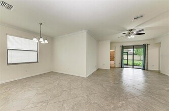 511 Fire Bush Ct in Bradenton, FL - Building Photo - Building Photo