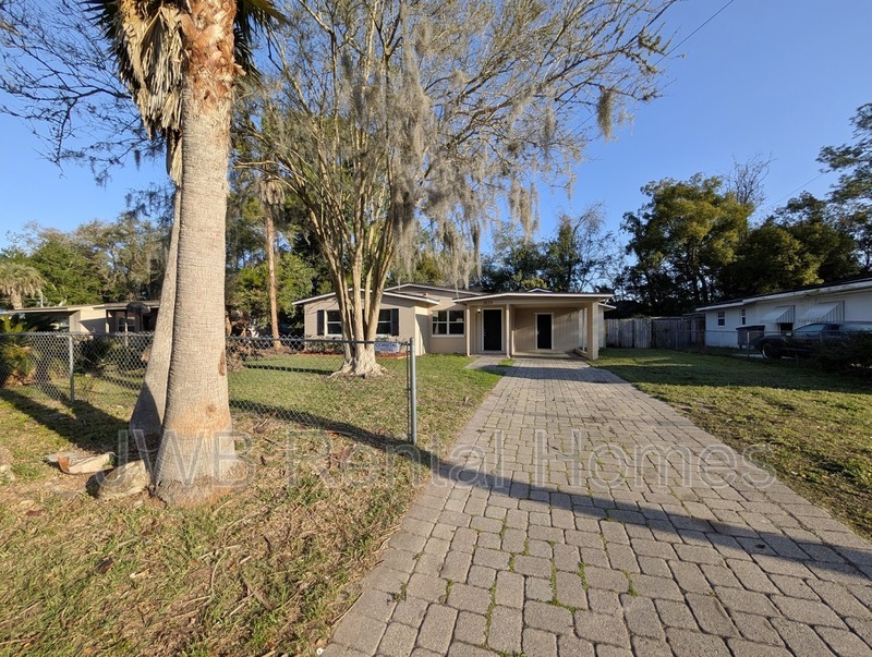 5239 Pennant Dr in Jacksonville, FL - Building Photo