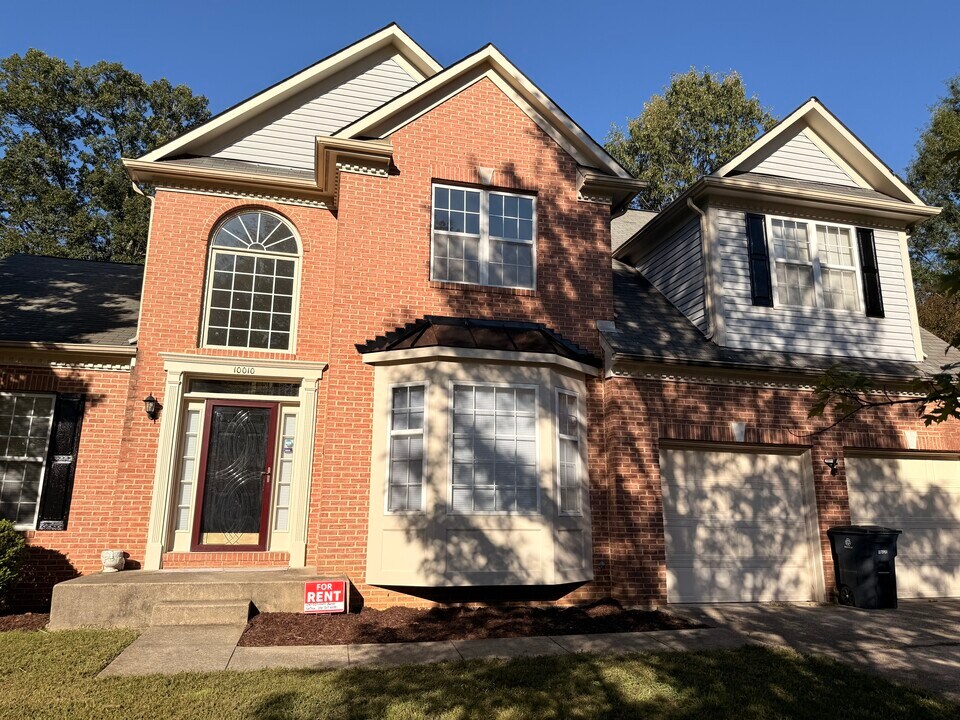 10010 Westerly Ln in Fort Washington, MD - Building Photo