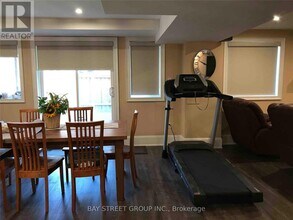 109 Hua Du Ave in Markham, ON - Building Photo - Building Photo