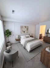 Lakemont Apartments in Bridgeville, PA - Foto de edificio - Building Photo