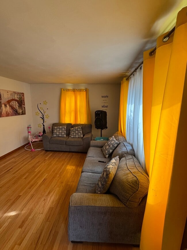 98 Hartley Dr, Unit 98
