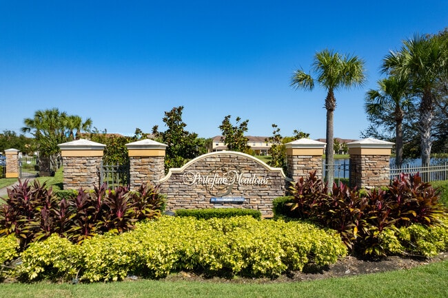 Portofino Meadows Townhomes in Orlando, FL - Foto de edificio - Building Photo