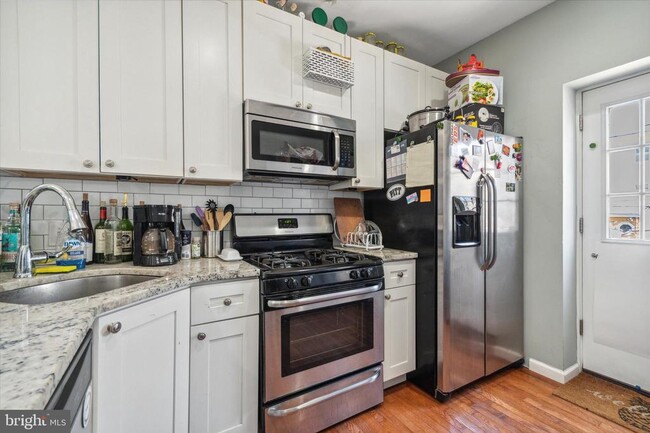 4327 Main St in Philadelphia, PA - Building Photo - Building Photo