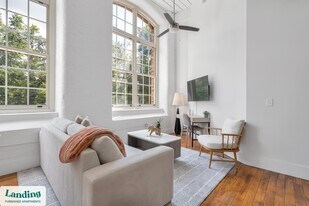 31 Victor St in Greenville, SC - Building Photo