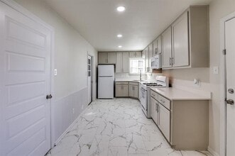 805 E Hammond St in Fort Worth, TX - Building Photo - Building Photo