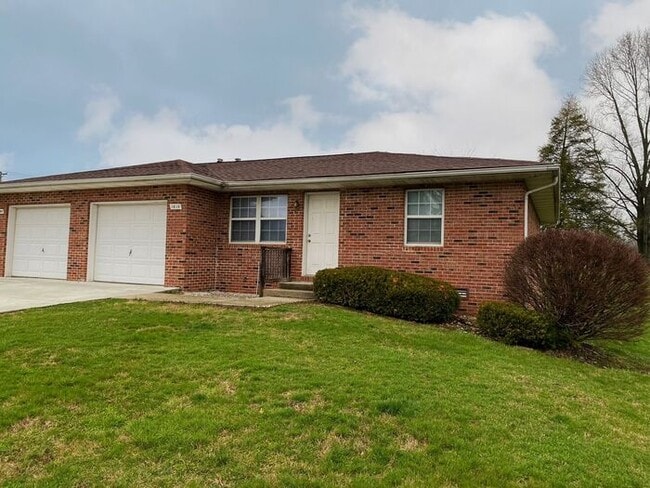 property at 1610 Country Walk Ct