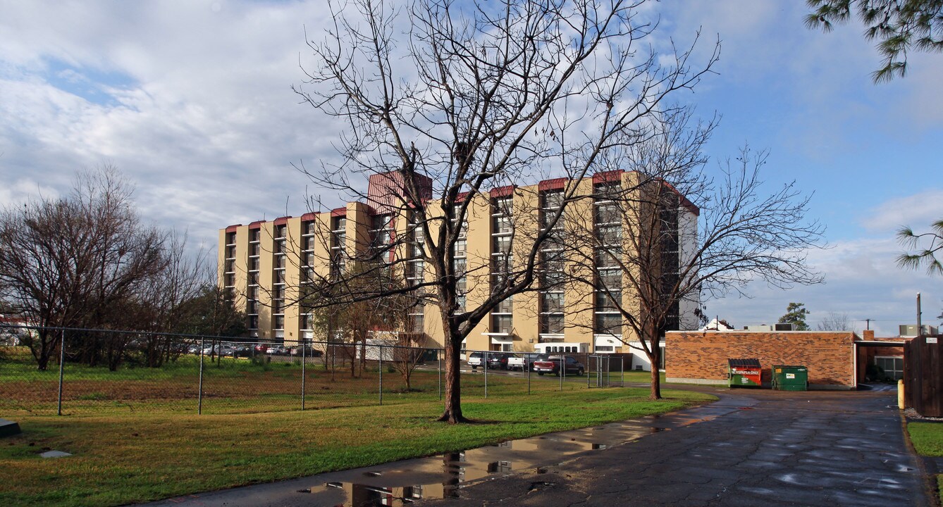 Wynhoven in Marrero, LA - Building Photo