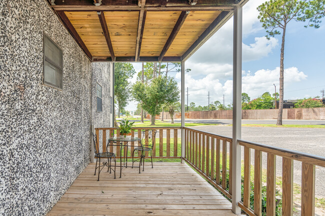 600 Avenue J in Lake Charles, LA - Building Photo - Building Photo