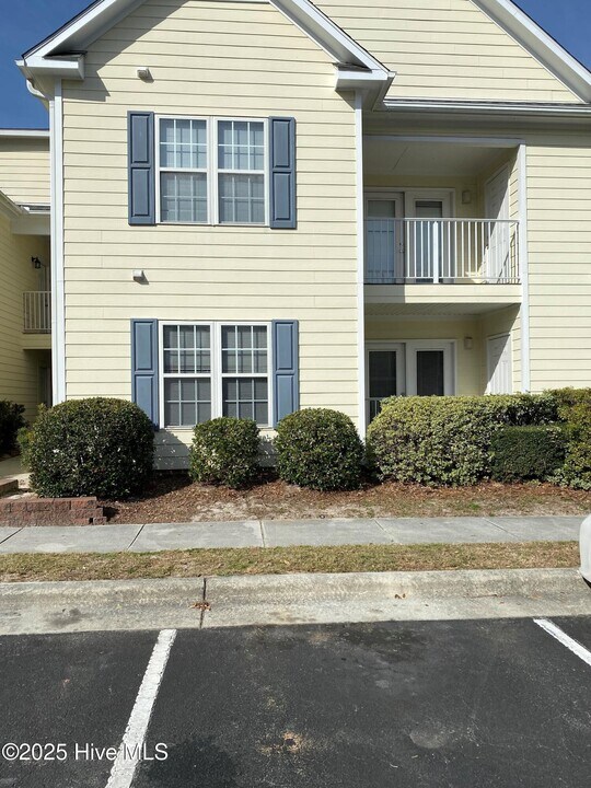 5010 Hunters Trail-Unit -Unit 2 in Wilmington, NC - Building Photo