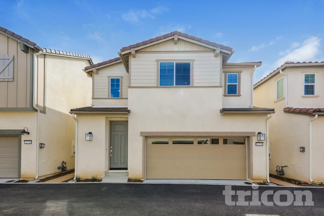 31724 Willowood Way in Menifee, CA - Building Photo