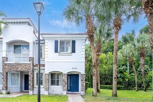 8206 SW 29th St in Miramar, FL - Building Photo