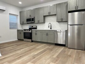 4320 John F. Kennedy Blvd in Union City, NJ - Building Photo