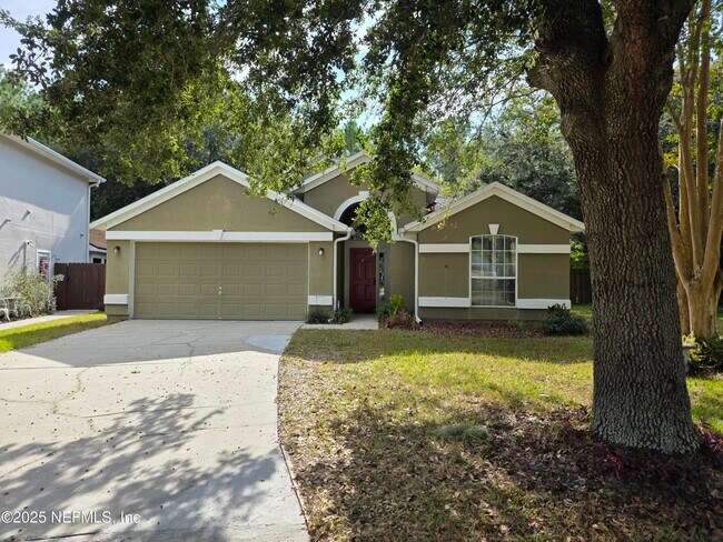 property at 1713 Austin Ln