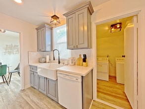 5288 Santa Margarita St in San Diego, CA - Building Photo - Building Photo