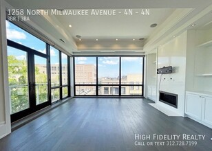 1258 N Milwaukee Ave in Chicago, IL - Building Photo - Building Photo