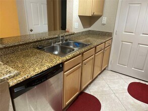 2770 Coastal Bay Dr in Orange City, FL - Building Photo - Building Photo