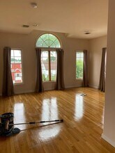 340 Chase Ave in Lyndhurst, NJ - Building Photo - Building Photo